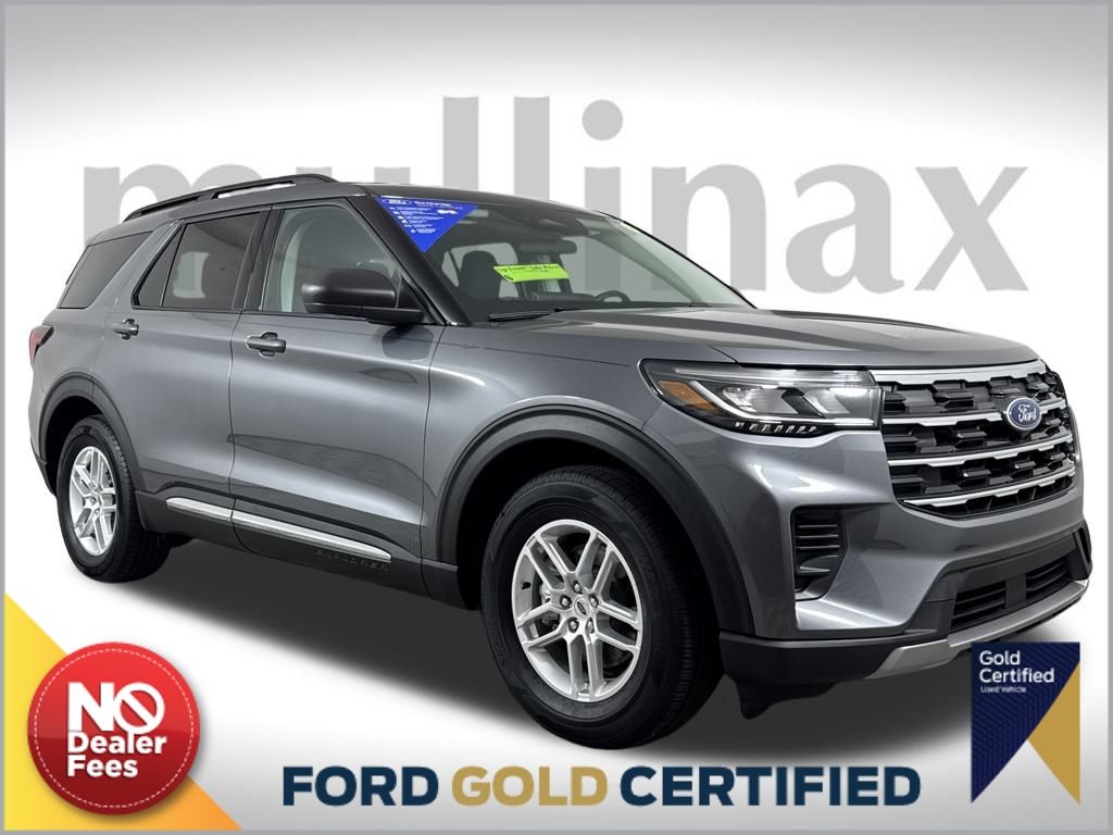 2025 Ford Explorer Active's photo