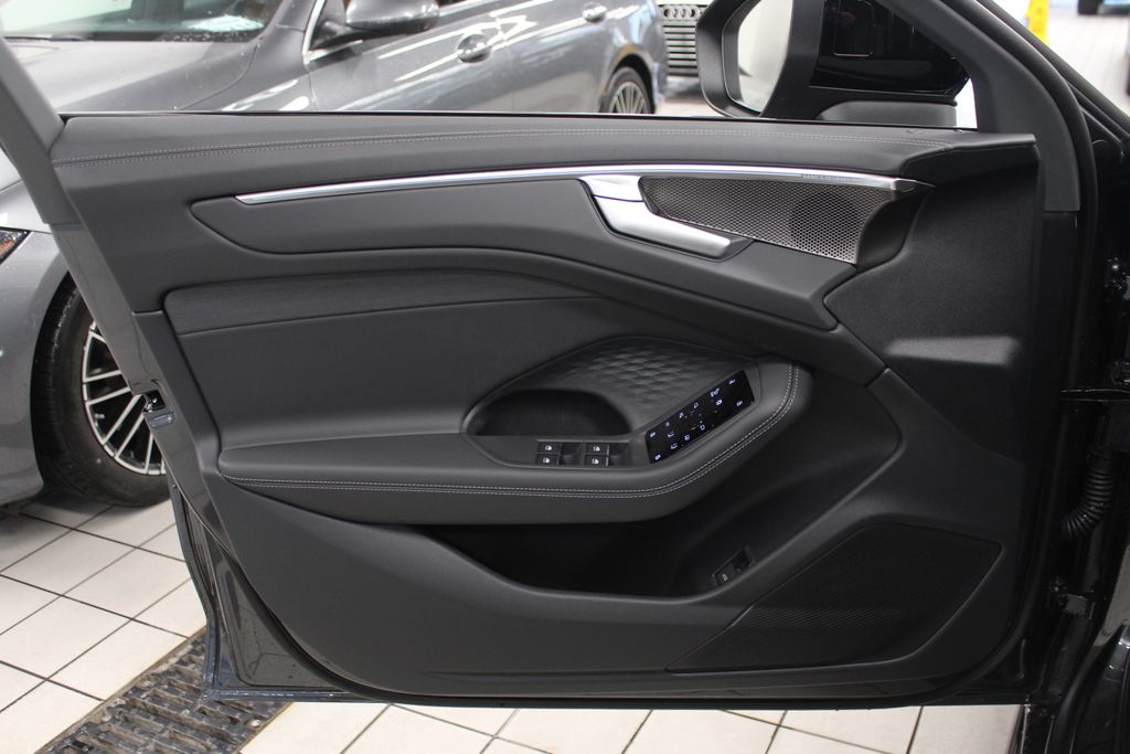 Thumbnail: 2026 Audi A6 - 13