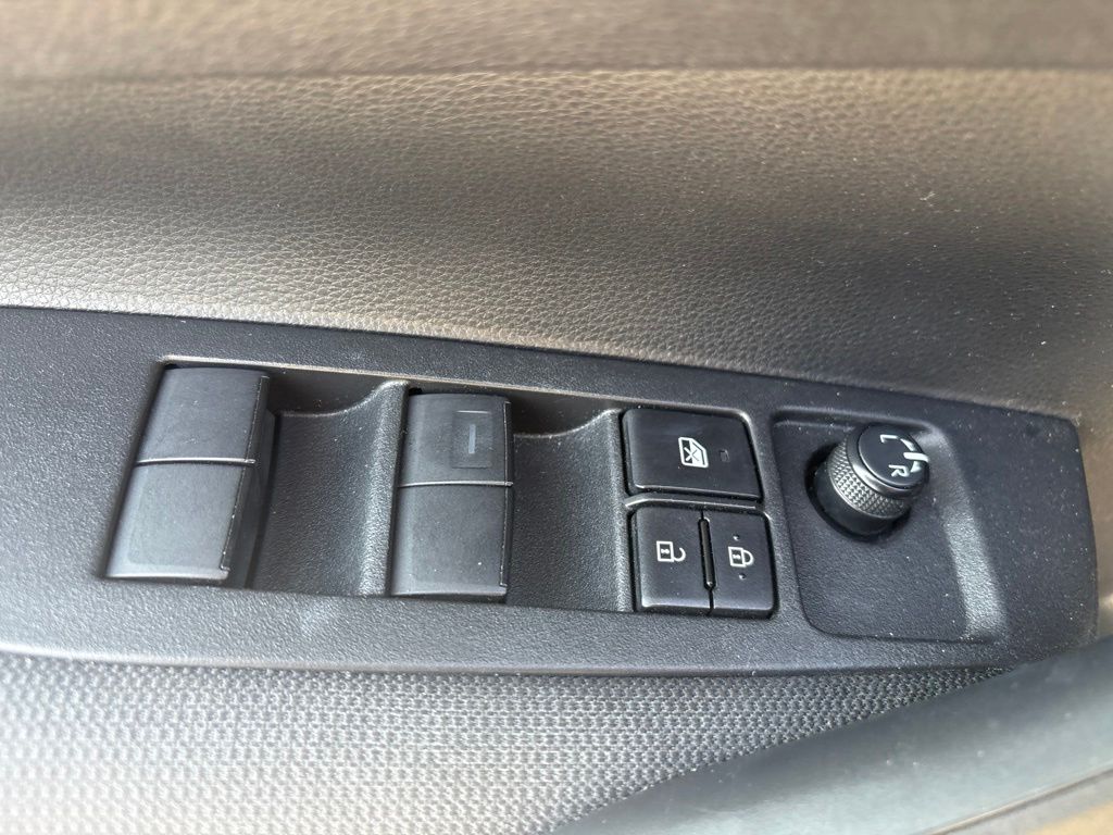 Used 2024  Toyota LE image 13