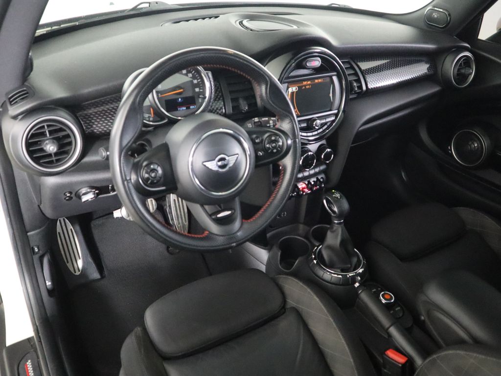 Thumbnail: 2015 MINI Cooper - 9
