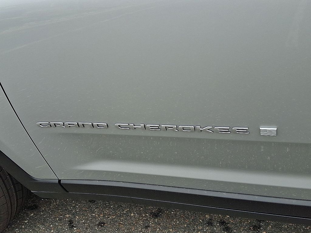 New 2026 Jeep Grand Cherokee SUV