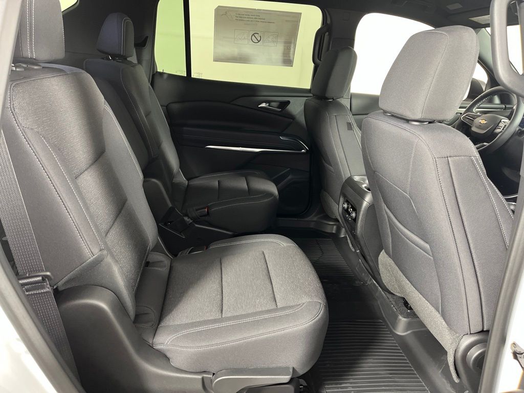 Thumbnail: 2026 Chevrolet Traverse - 14