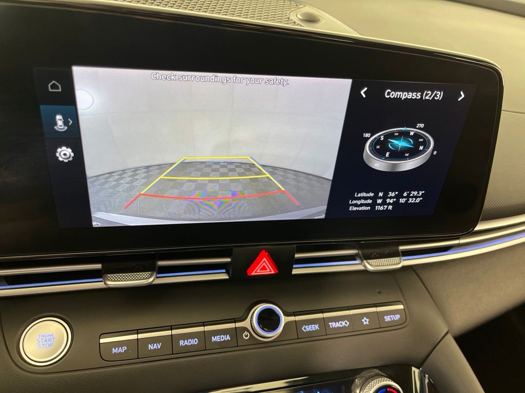 Thumbnail: 2025 Hyundai Elantra - 31