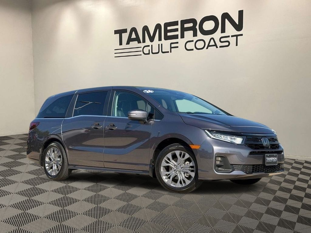 Gray (Modern Steel Metallic) 2026 Honda Odyssey Minivan Front-Wheel Drive Automatic
