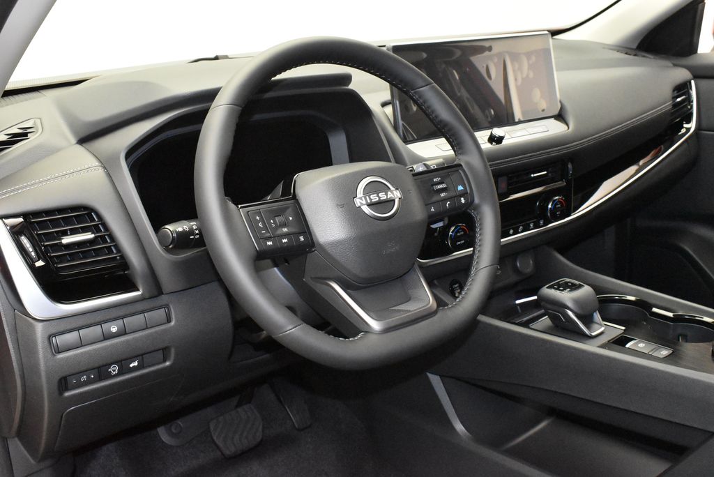 2025 Nissan Rogue SL 15