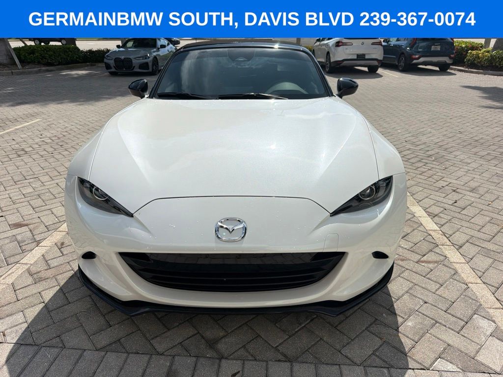 Used 2026 White Mazda Club image 2