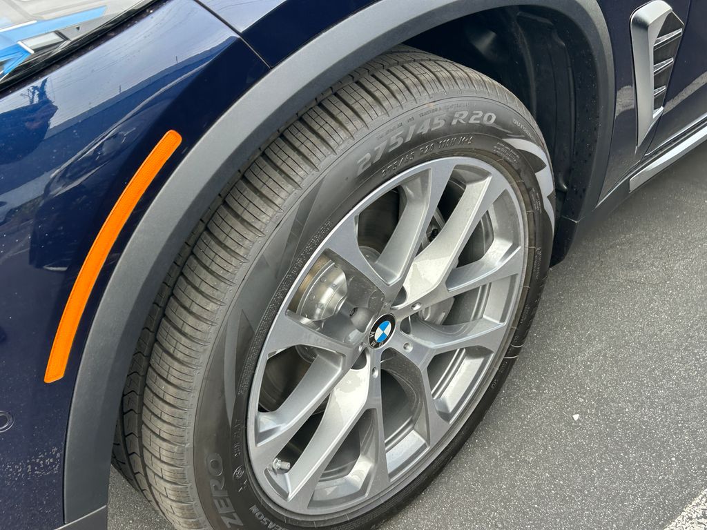 Thumbnail: 2026 BMW X5 - 3