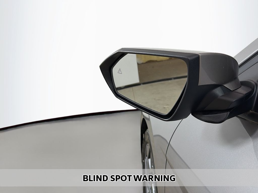 Used 2024 Silver Hyundai SEL image 6
