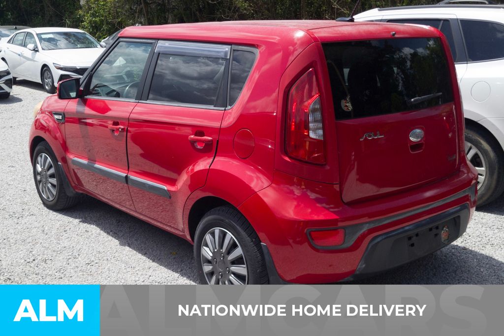 Used 2013 Red Kia Base image 4