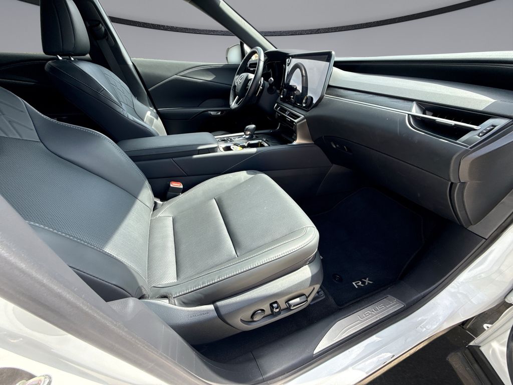 Thumbnail: 2025 Lexus RX - 15