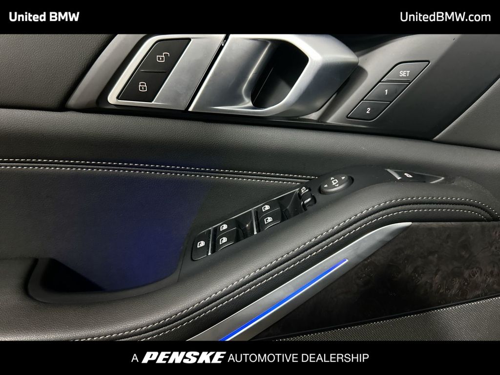 2025 BMW X5 xDrive40i 11