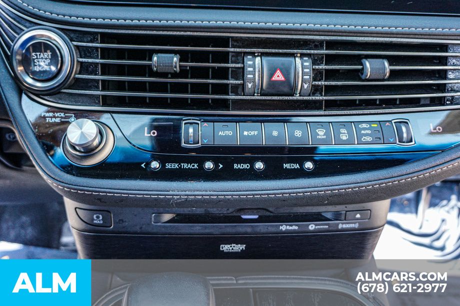Used 2022 Black Lexus 500 Base image 42