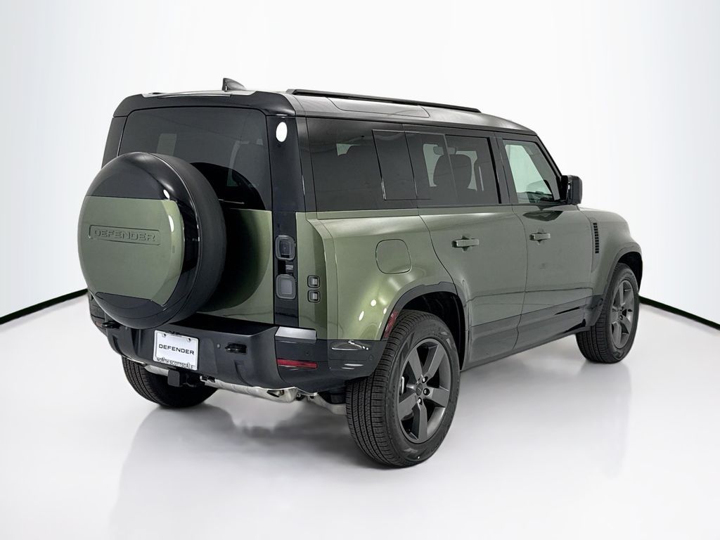 Thumbnail: 2026 Land Rover Defender - 5