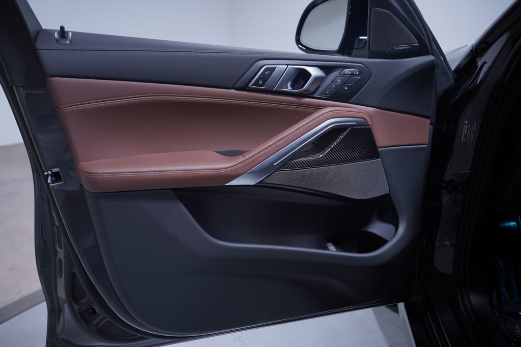 Thumbnail: 2026 BMW X6 - 9