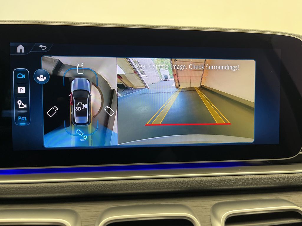 Thumbnail: 2026 Mercedes-Benz GLE - 18