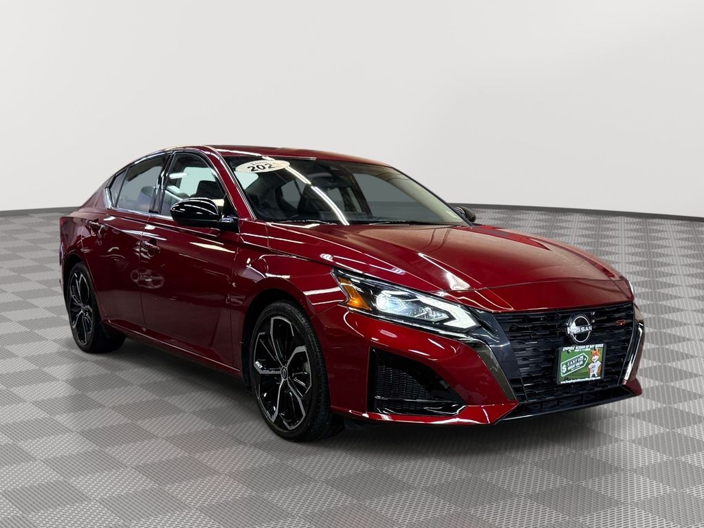 Red (Scarlet Ember Tintcoat) 2023 Nissan Altima Sedan Front-Wheel Drive Continuously Variable Transmission