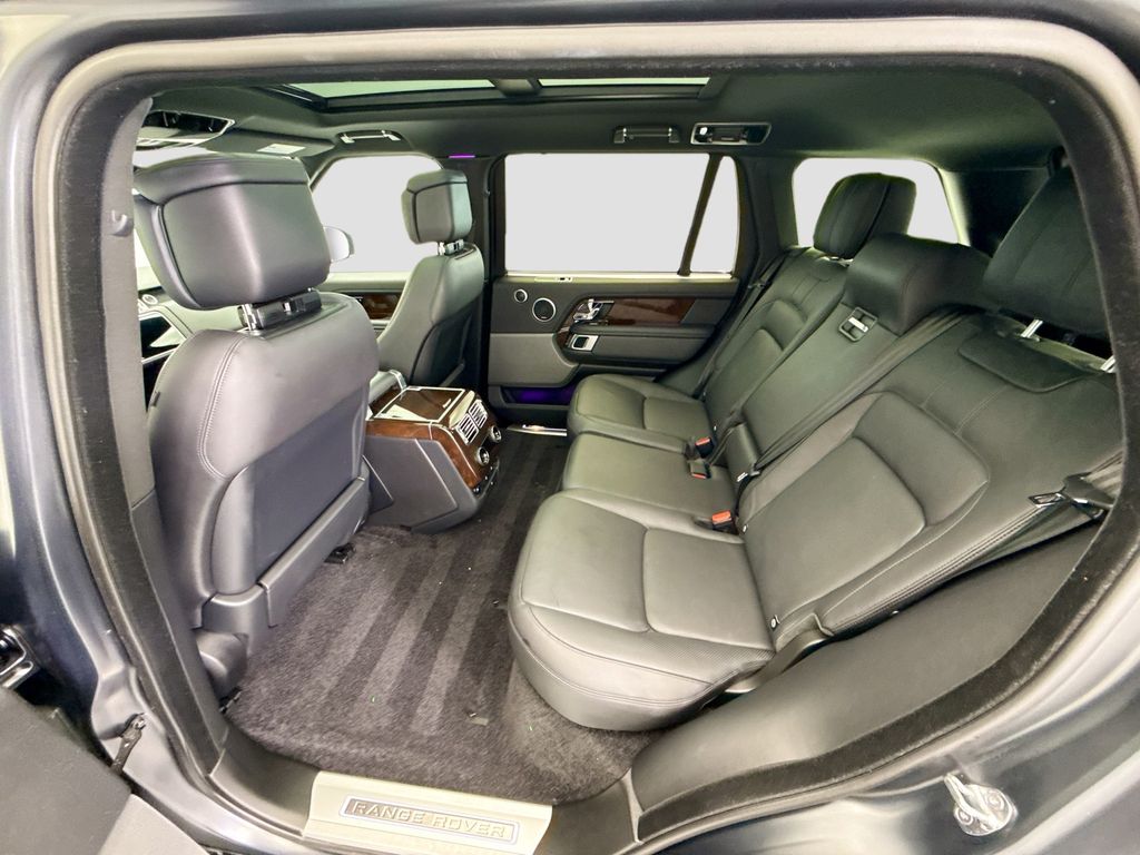 Thumbnail: 2021 Land Rover Range Rover - 19