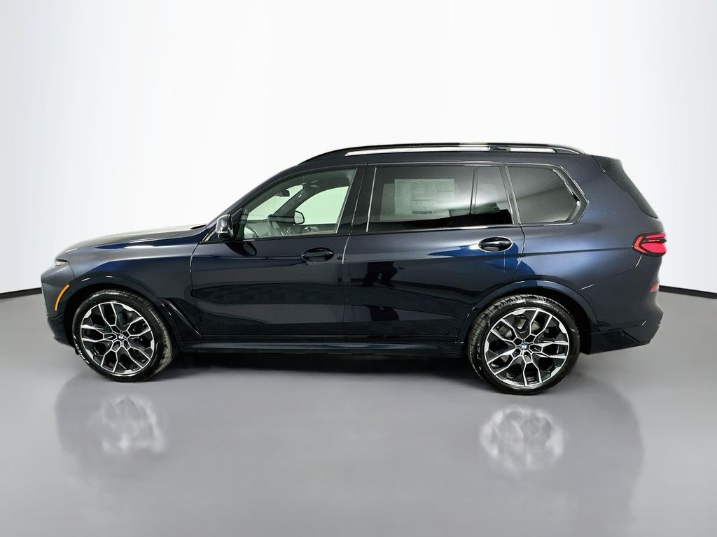Thumbnail: 2027 BMW X7 - 8