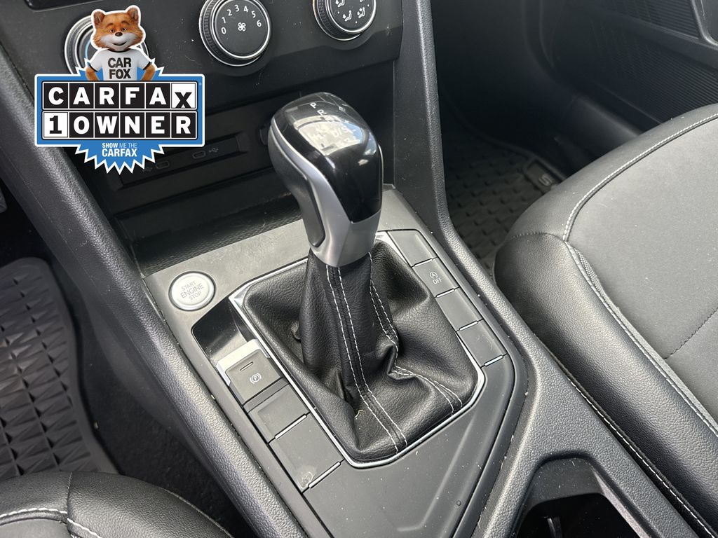 2022 Volkswagen Taos 1.5T SE Gray at DeMontrond Auto Country