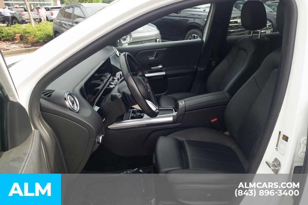 Used 2025 White Mercedes-Benz GLA 250 image 16