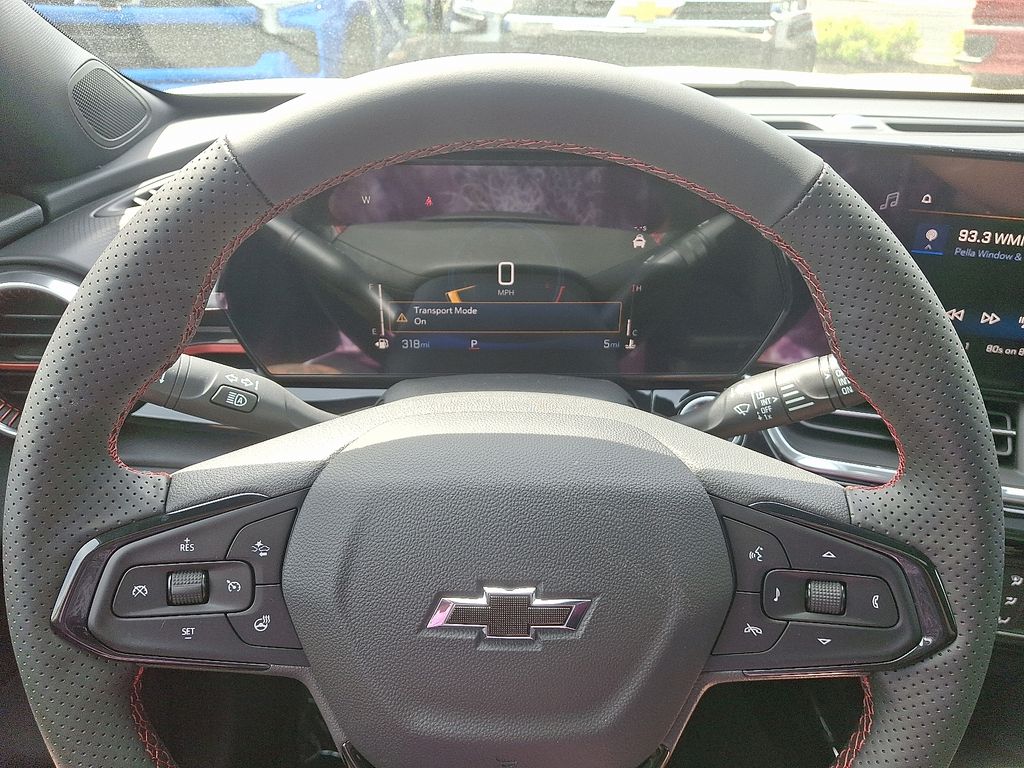2025 Chevrolet Trax RS 9