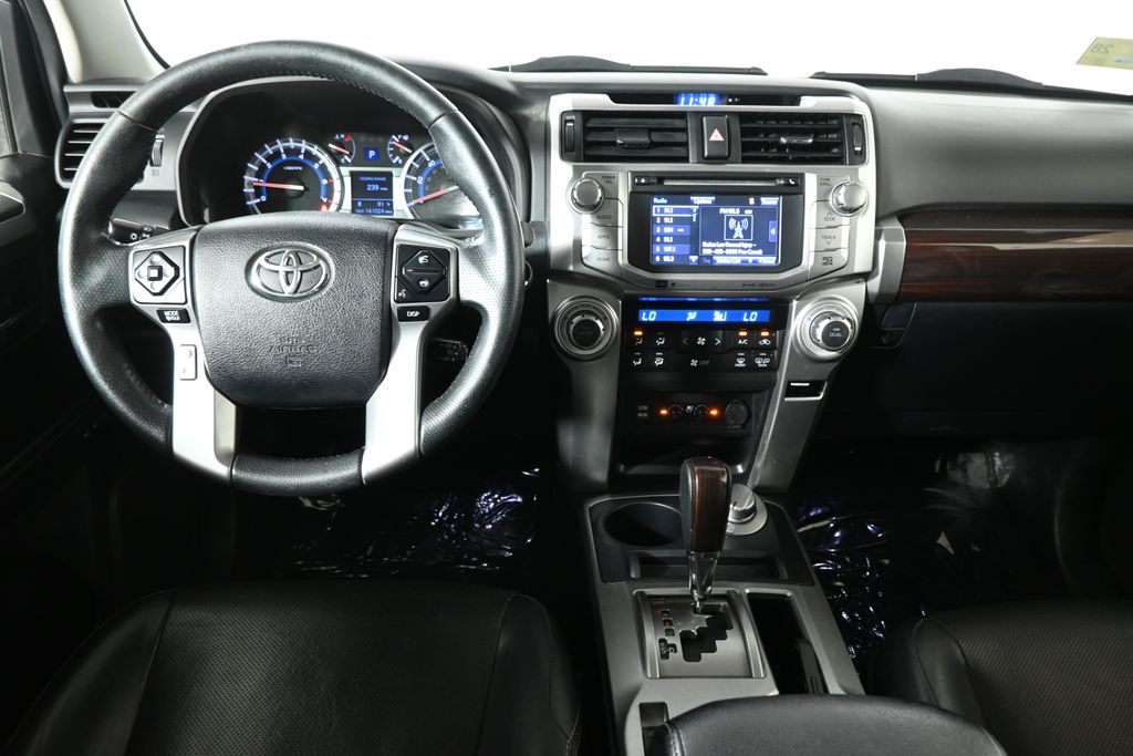 Thumbnail: 2018 Toyota 4Runner - 17
