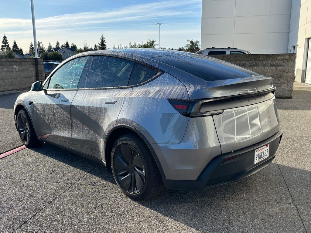 Thumbnail: 2026 Tesla Model Y - 6