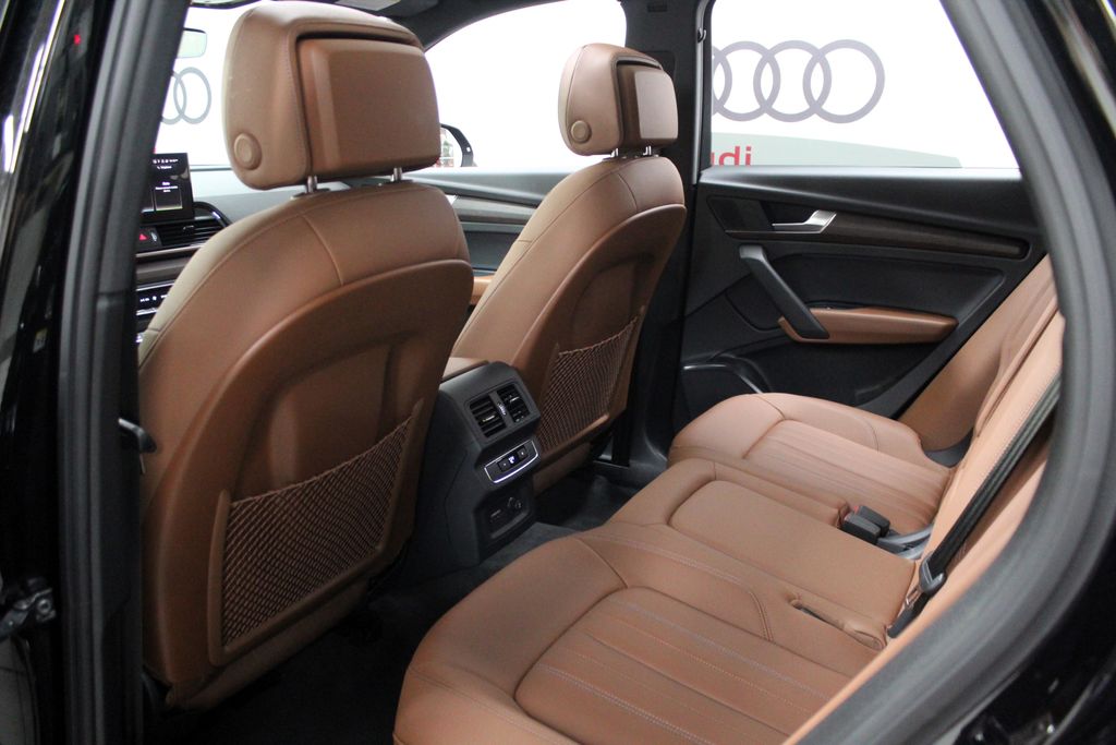 Thumbnail: 2025 Audi Q5 - 24