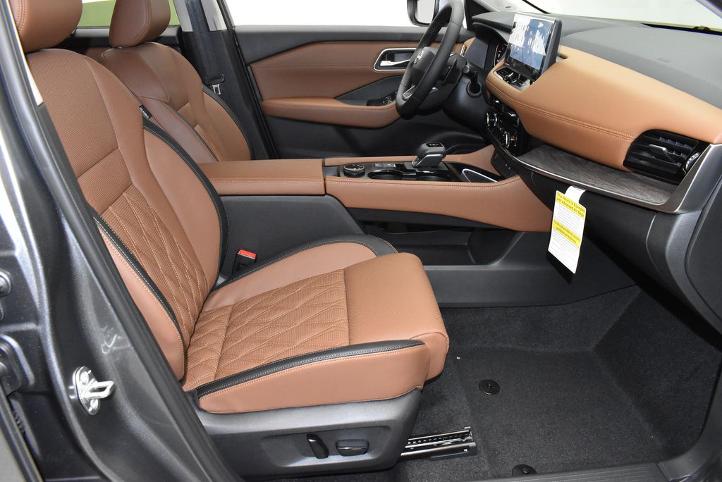 Thumbnail: 2026 Nissan Rogue - 26