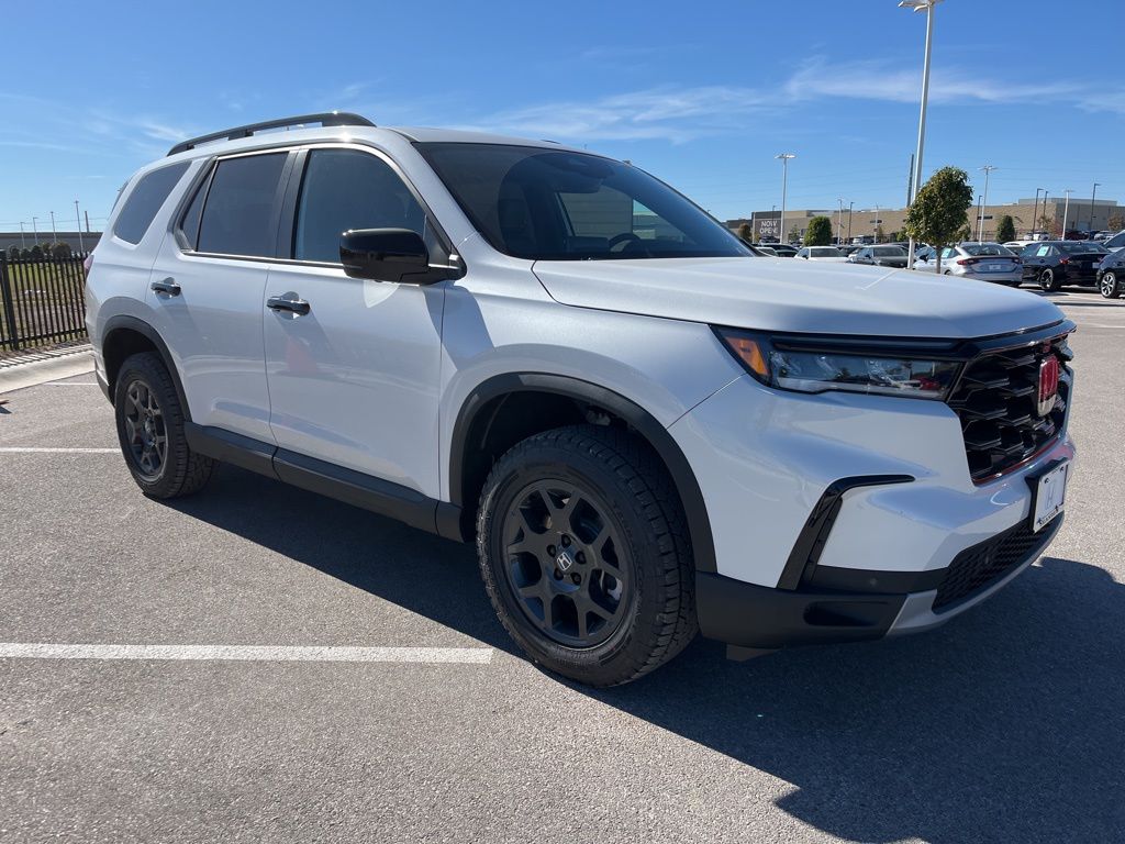 Thumbnail: 2025 Honda Pilot - 2