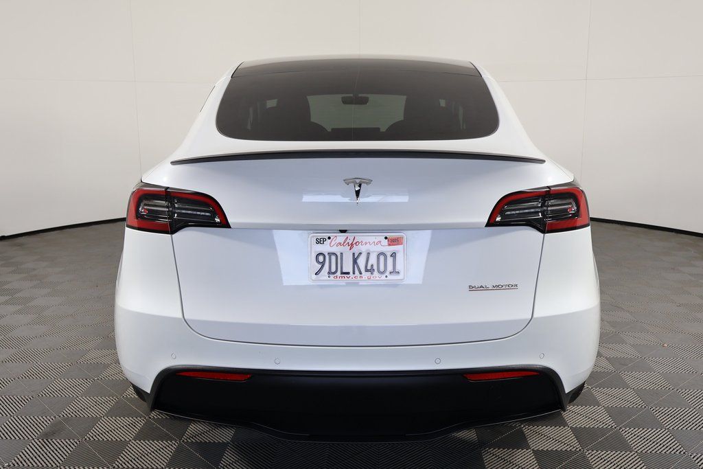 Thumbnail: 2022 Tesla Model Y - 5