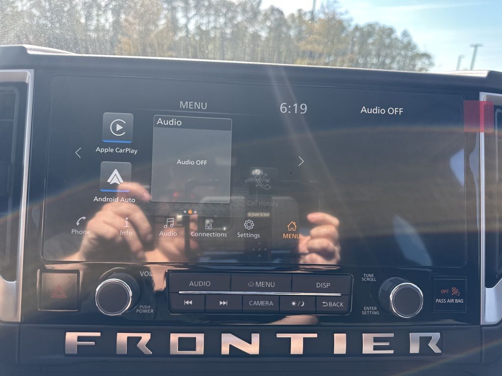 2025 Glacier White Nissan Frontier SV RWD Truck