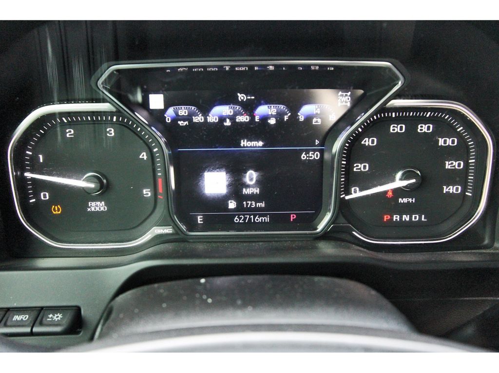 2021 GMC Sierra 2500HD AT4 White at River Oaks CDJR