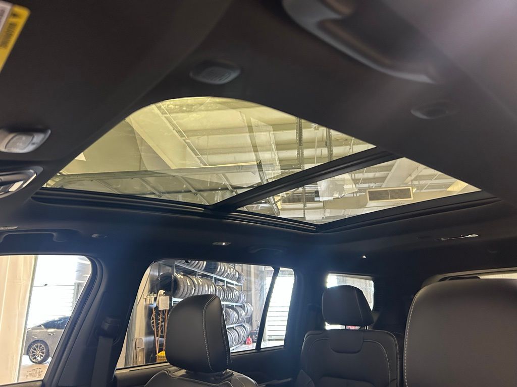 new 2025 Jeep Grand Cherokee L car, priced at $53,543