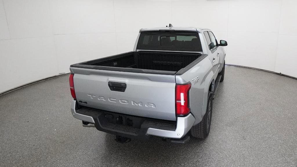 Thumbnail: 2025 Toyota Tacoma - 14