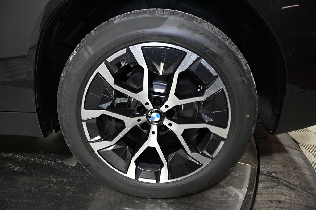 Thumbnail: 2026 BMW X3 - 12