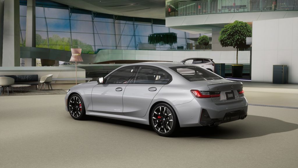 Thumbnail: 2025 BMW 3 Series - 2