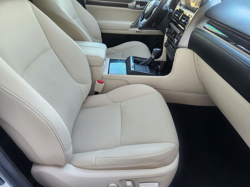 2023 Lexus GX 460 PREMIUM PLUS White at Community Toyota