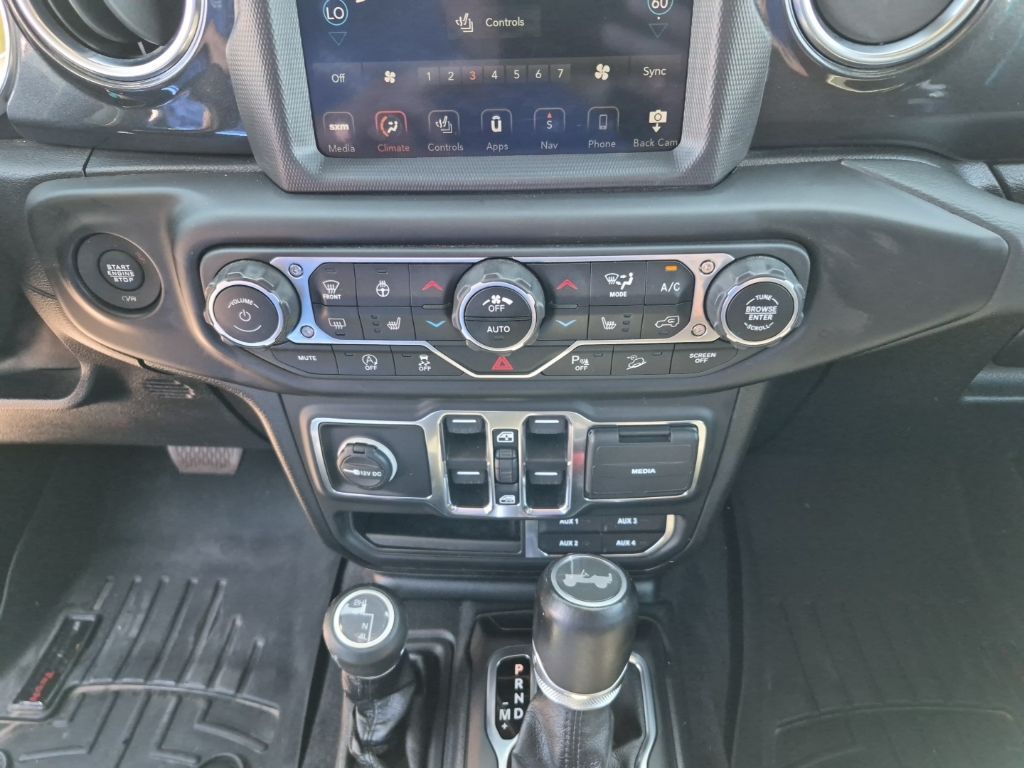Used Car 2020 Jeep Wrangler  Unlimited Sahara For Sale Under $25,000 In Austin, Texas