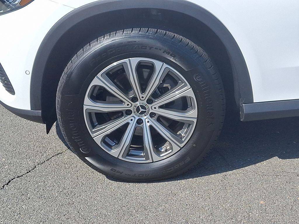 2024 Mercedes-Benz GLC 300 8