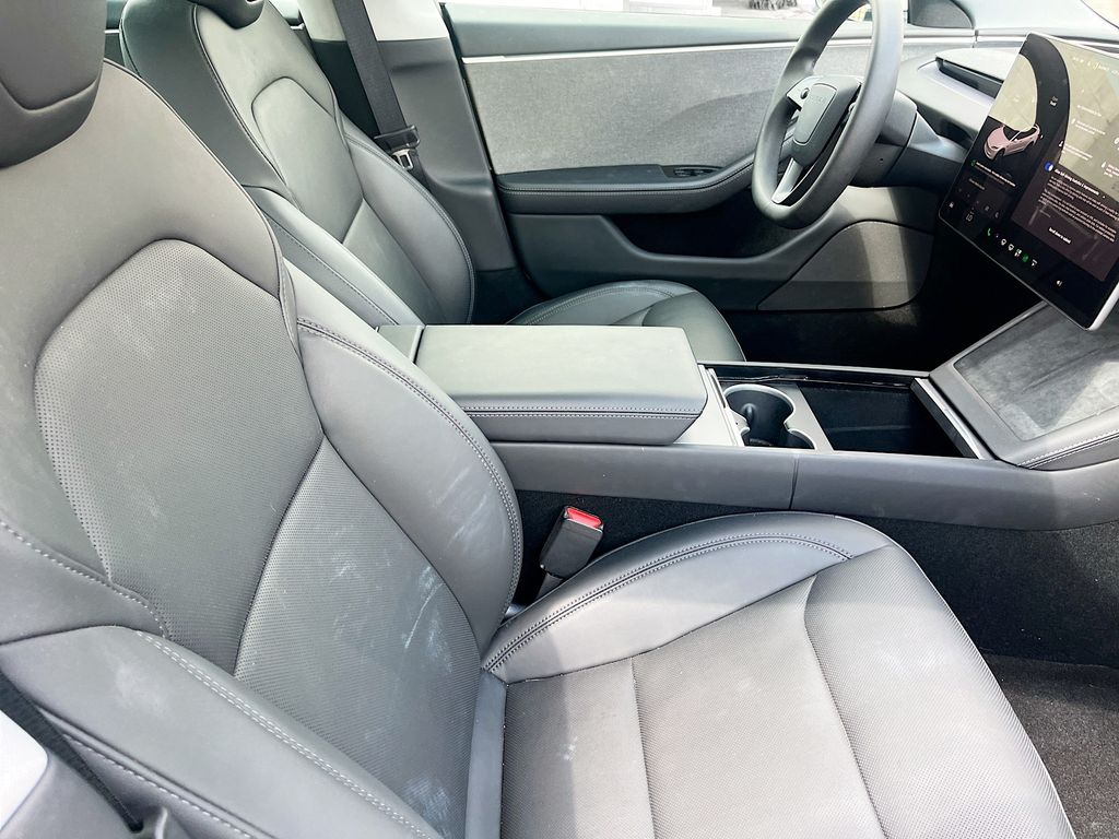 Used 2025 White Tesla Long Range image 29