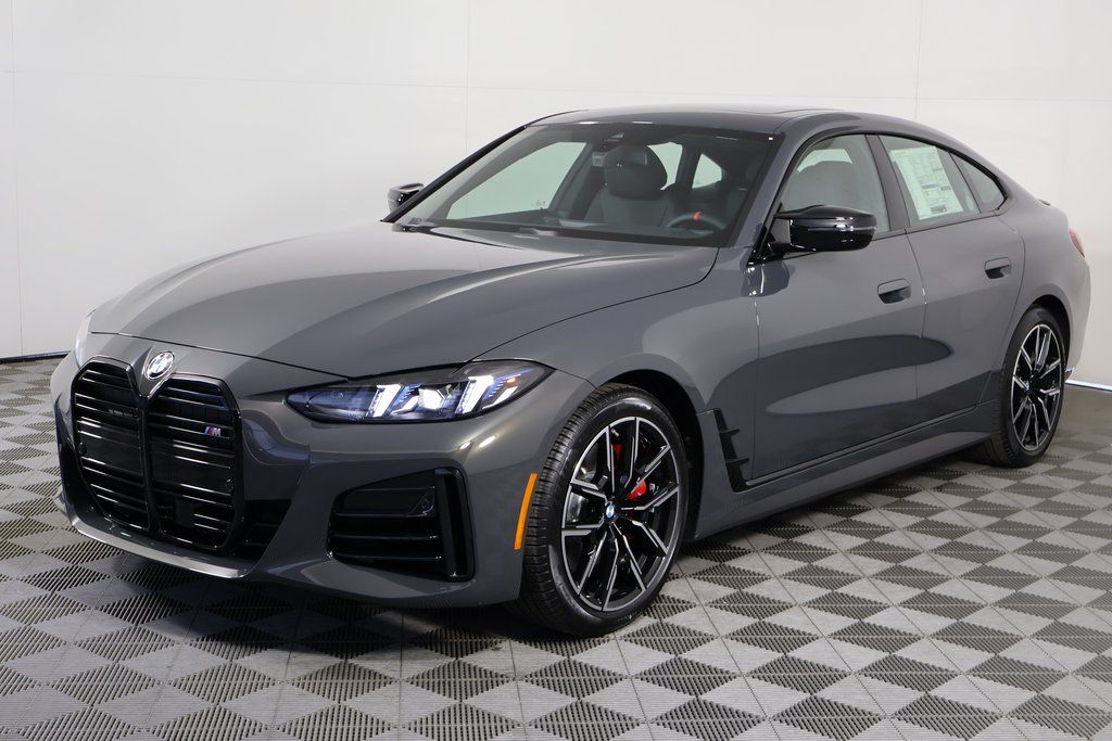 Thumbnail: 2026 BMW 4 Series - 1