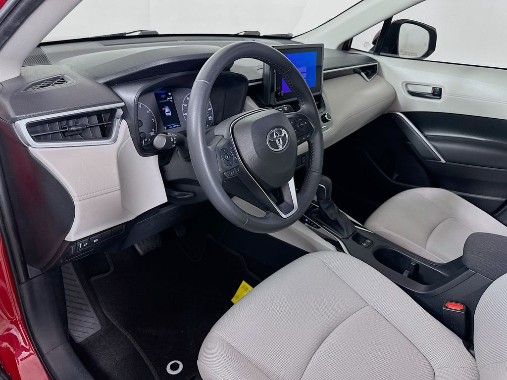 Thumbnail: 2023 Toyota Corolla Cross - 9