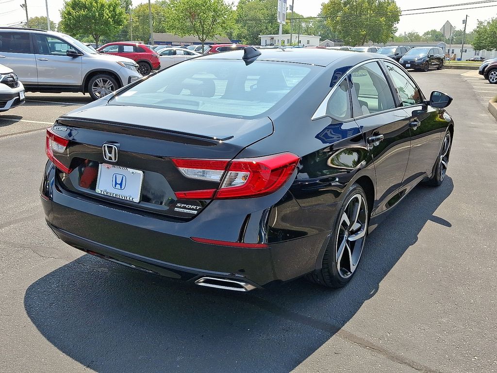 Thumbnail: 2022 Honda Accord - 6