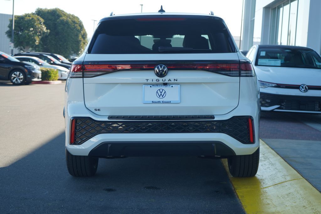 Thumbnail: 2026 Volkswagen Tiguan - 4