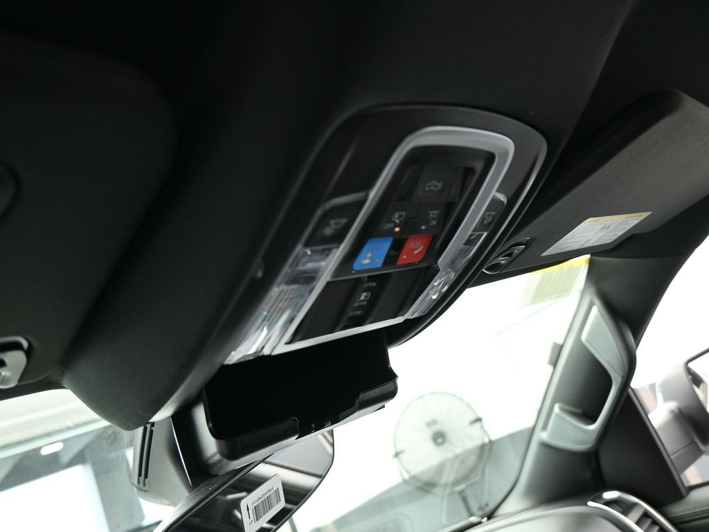 New 2026 Bright White Clearcoat Ram Laramie image 25