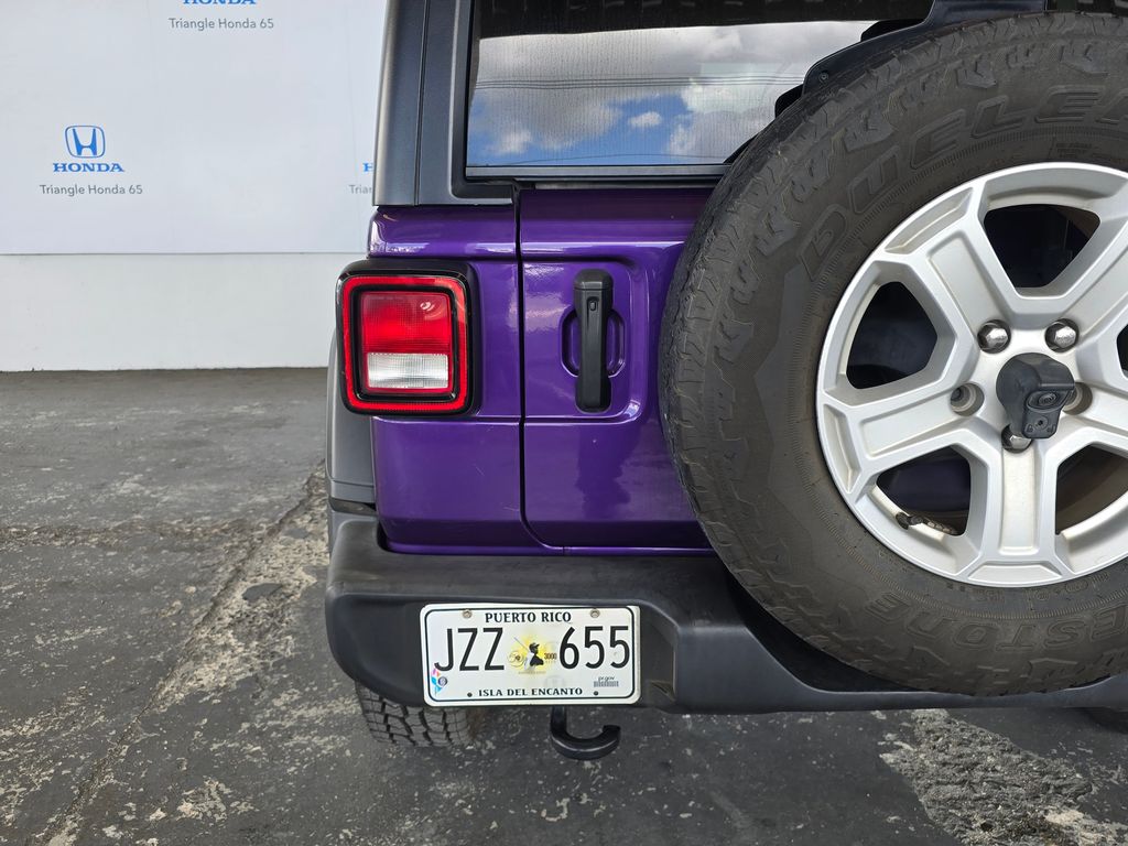Thumbnail: 2023 Jeep Wrangler - 27