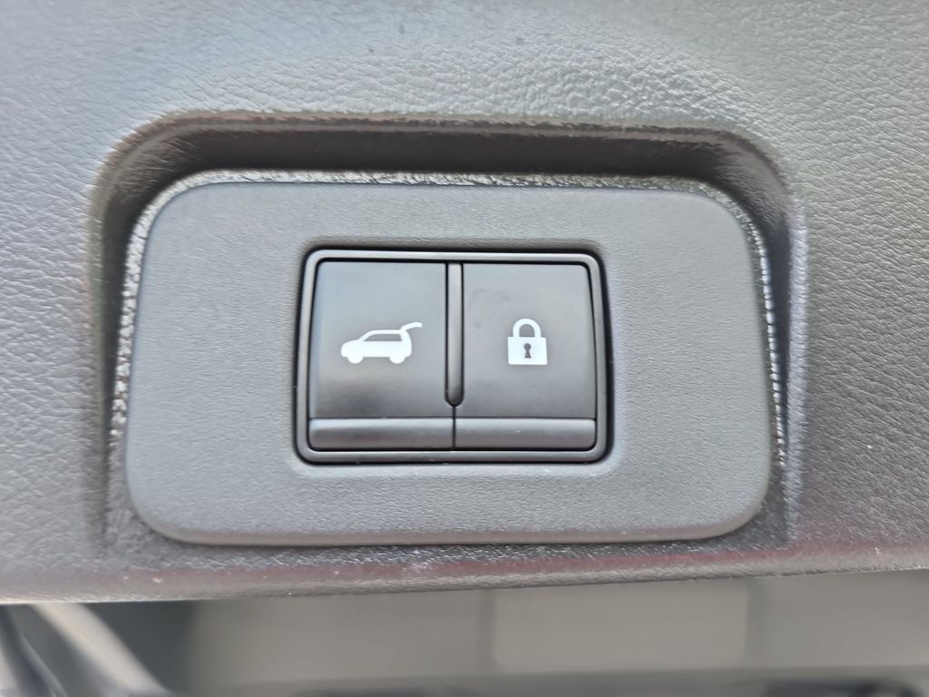 Used 2023 Nissan Rogue SUV