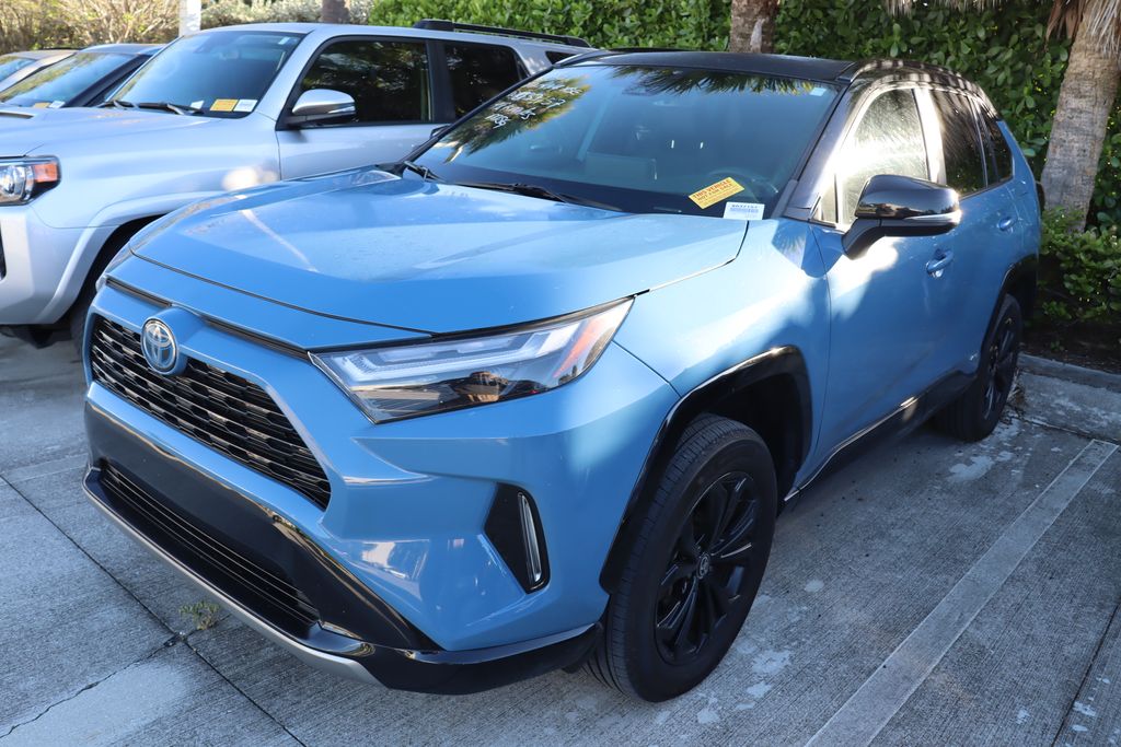 Thumbnail: 2022 Toyota RAV4 - 2