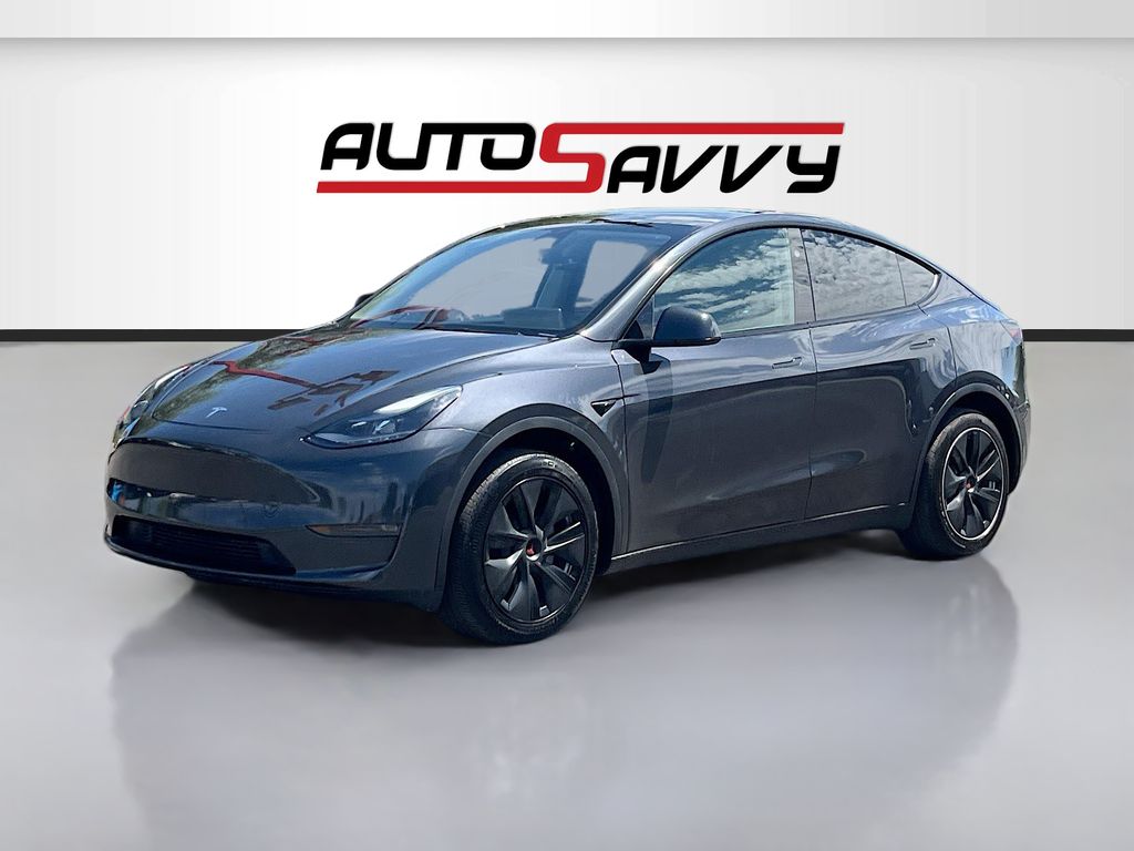 Used 2024 Gray Tesla Standard Range image 3